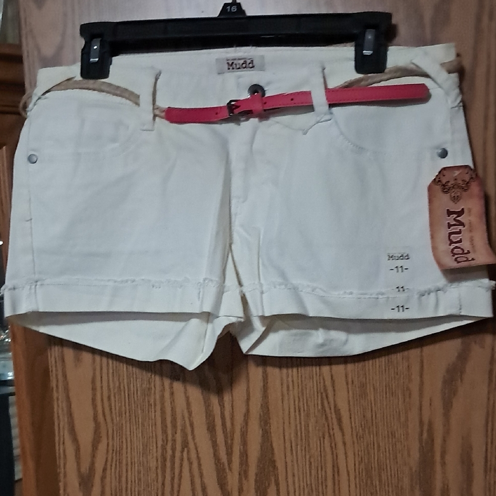 Mudd Cream Denim Shorts with Pink Belt